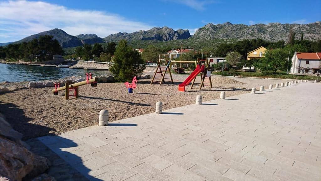 Apartman Bojana Apartment Starigrad Paklenica Ngoại thất bức ảnh
