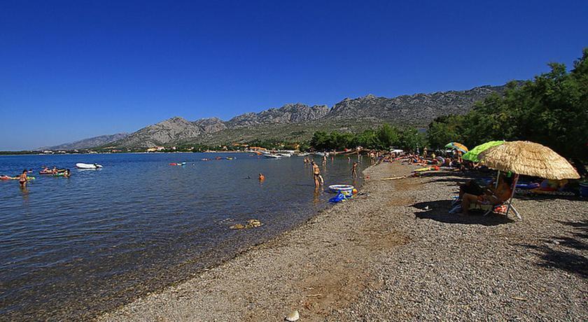 Apartman Bojana Apartment Starigrad Paklenica Ngoại thất bức ảnh